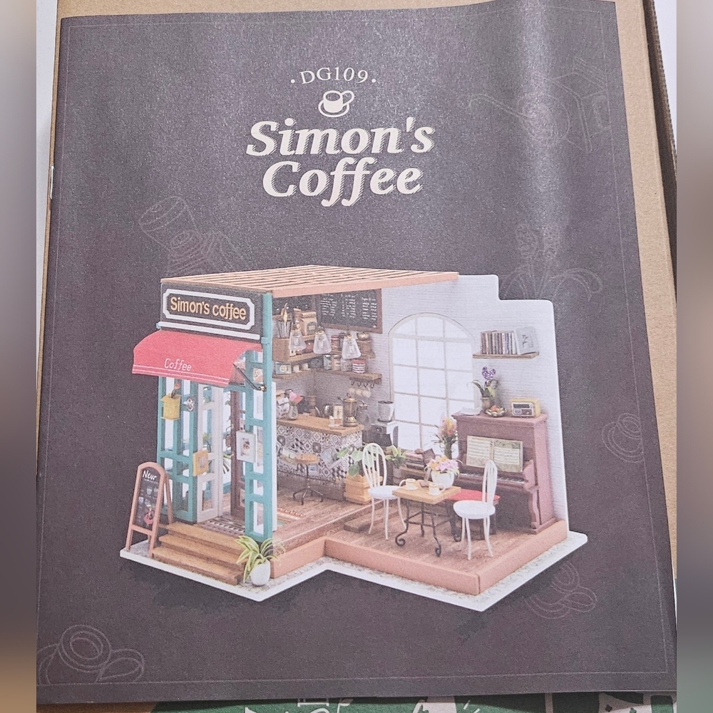 New Rolife Simon’s Coffee House 1:24 Mini Wooden Dollhouse Furniture Hands Craft